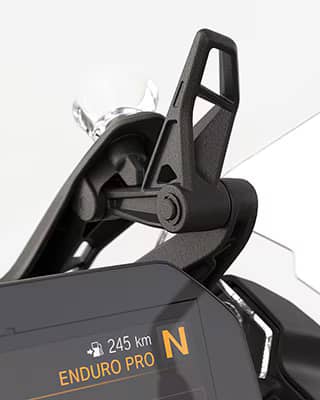 Adjustable Touring Windscreen