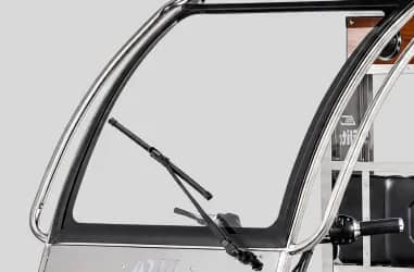 Single-piece Windshield