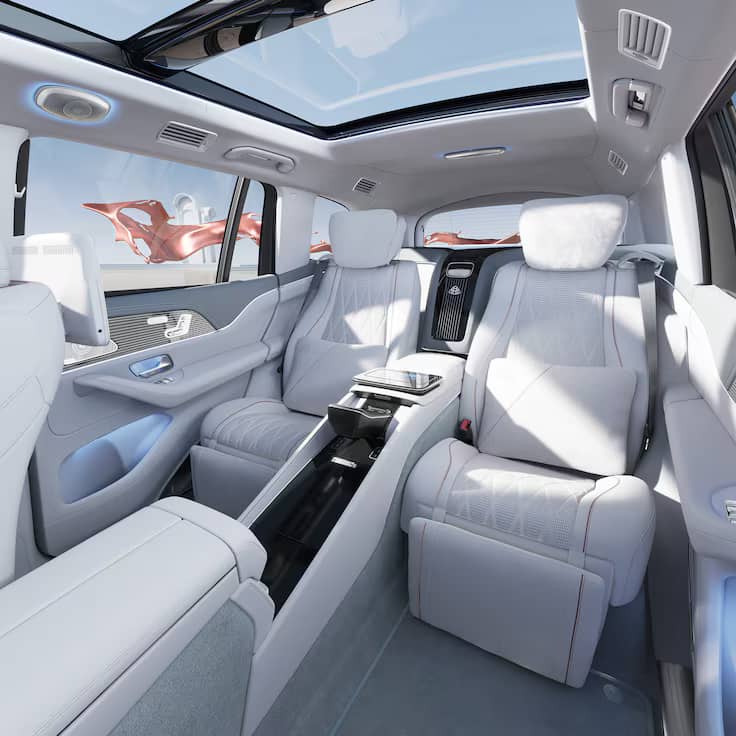Four-seater with First-Class rear compartment