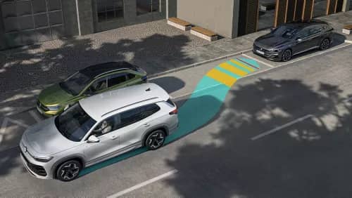 Park Assist Plus with Park Distance Control