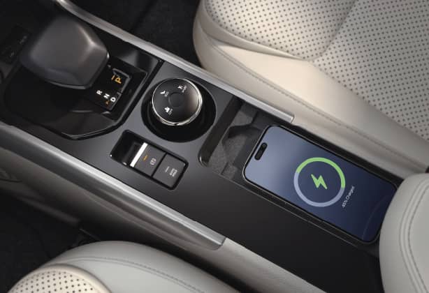 Grand Centre Console with Leatherette Armrest