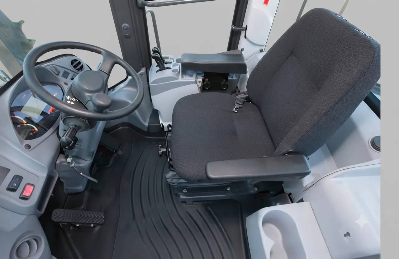 Integrated Armrest Ergonomics
