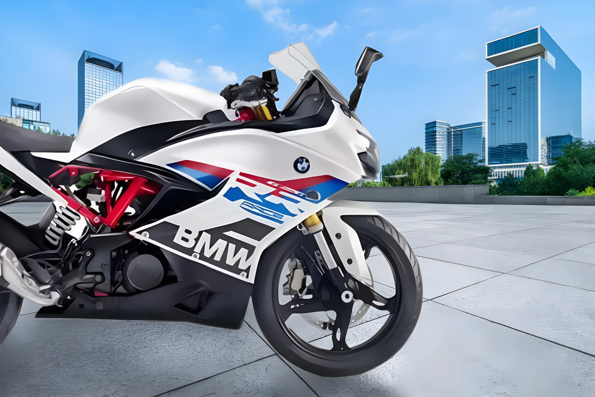 BMW S 1000 XR Badge View