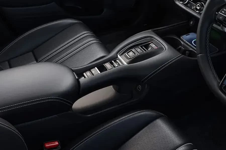 Honda ZR-V e:HEV Electronic Button Selector