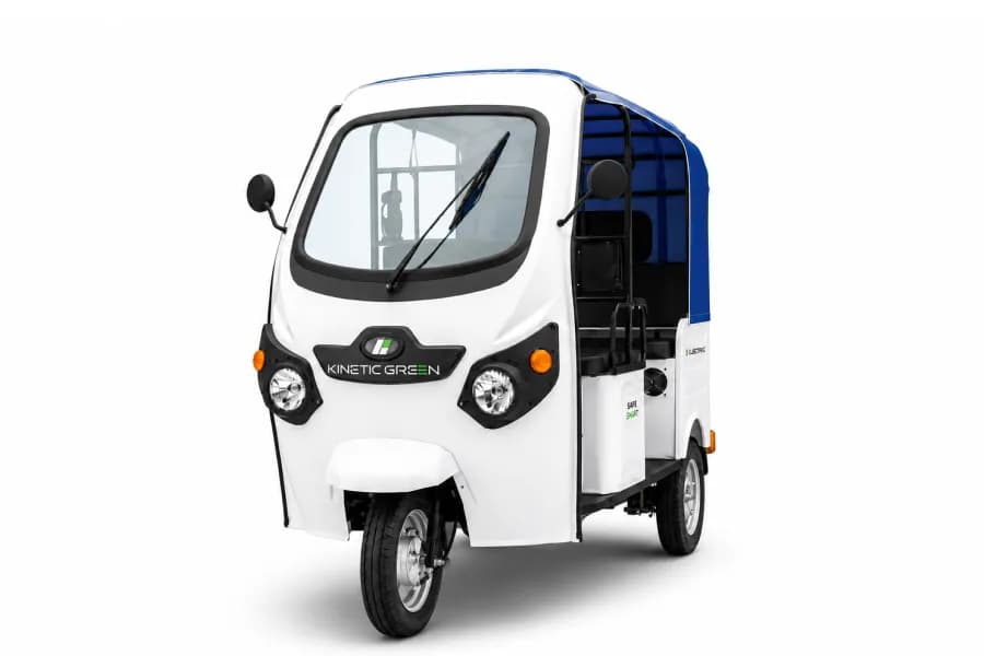 Kinetic Green Safar Smart White color