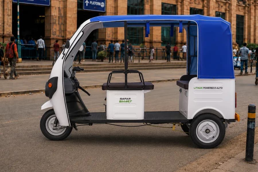 Kinetic Green Safar Smart Left Side View