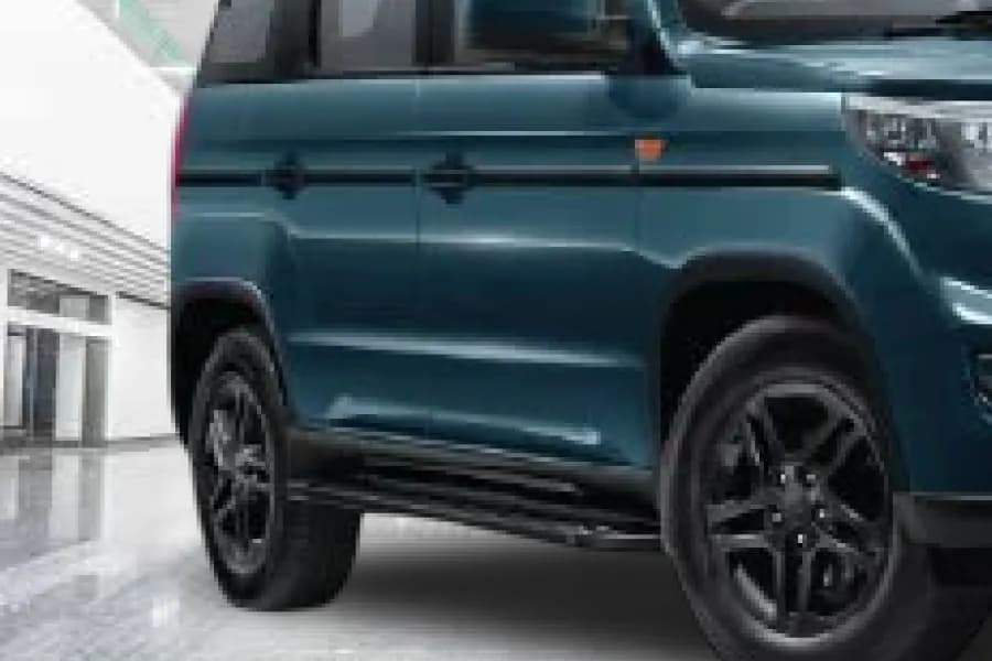 Mahindra Bolero Neo Wheels View