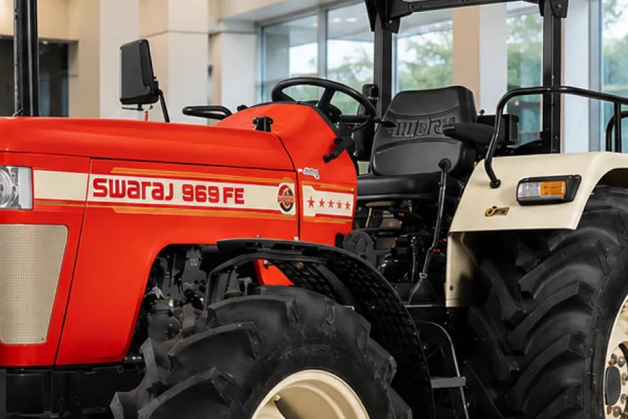 Swaraj 969 FE Driver Seat Viw