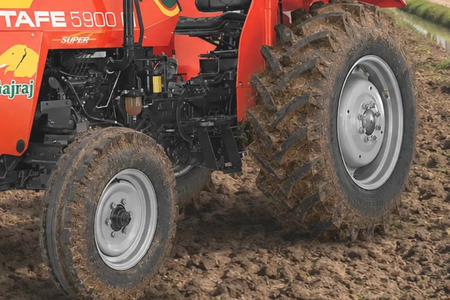 Tafe 5900 DI Wheels View
