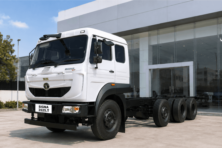 Tata LPT/Signa 3525.T