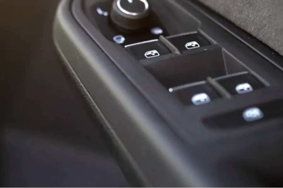 Volkswagen Golf GTI Side Mirror Control Switches