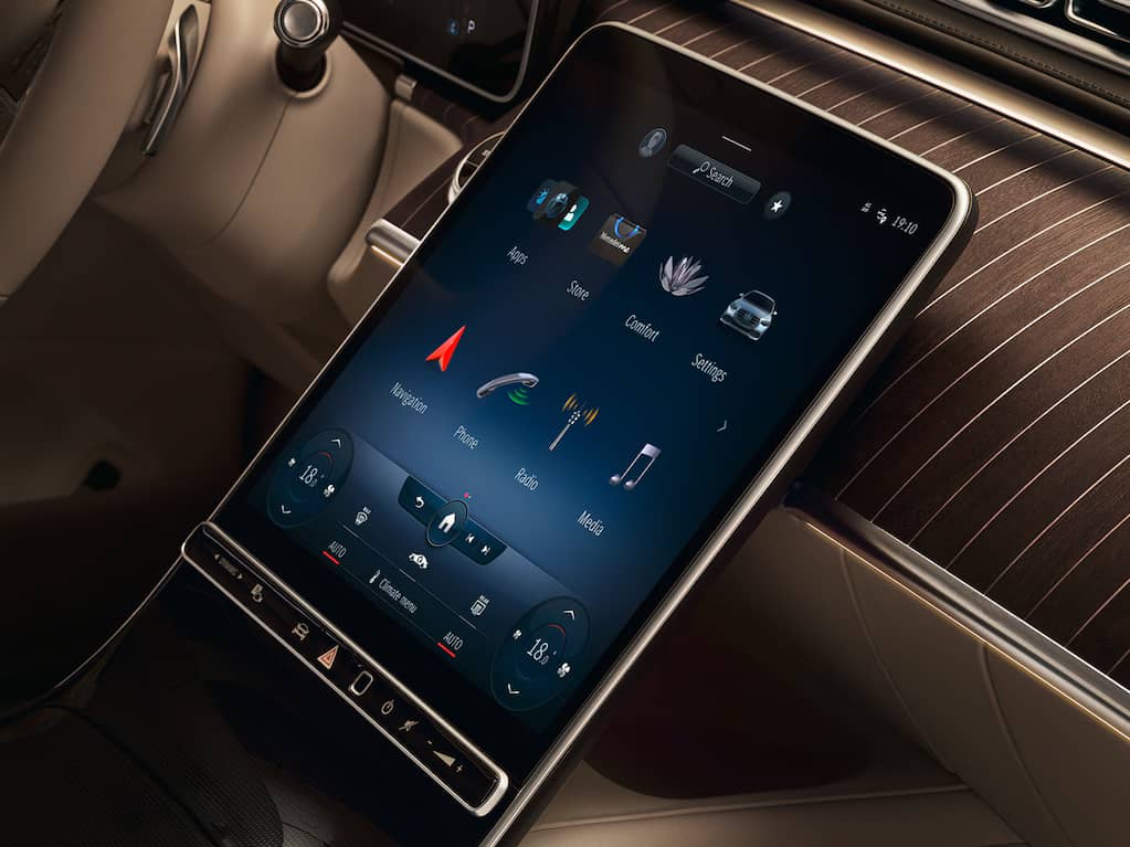 12.8-INCH OLED central display