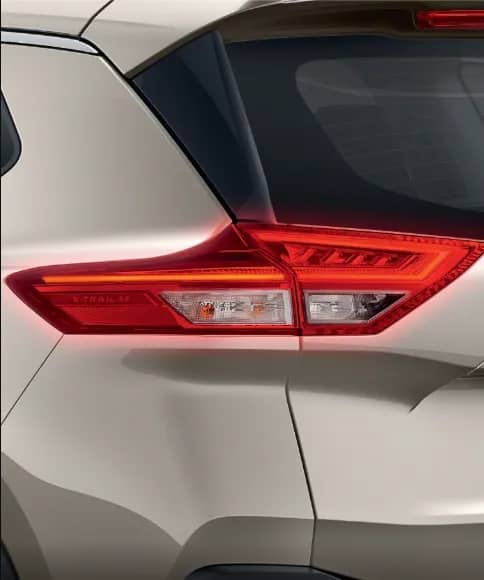 Boomerang Shape Rear Signature LED Lamps