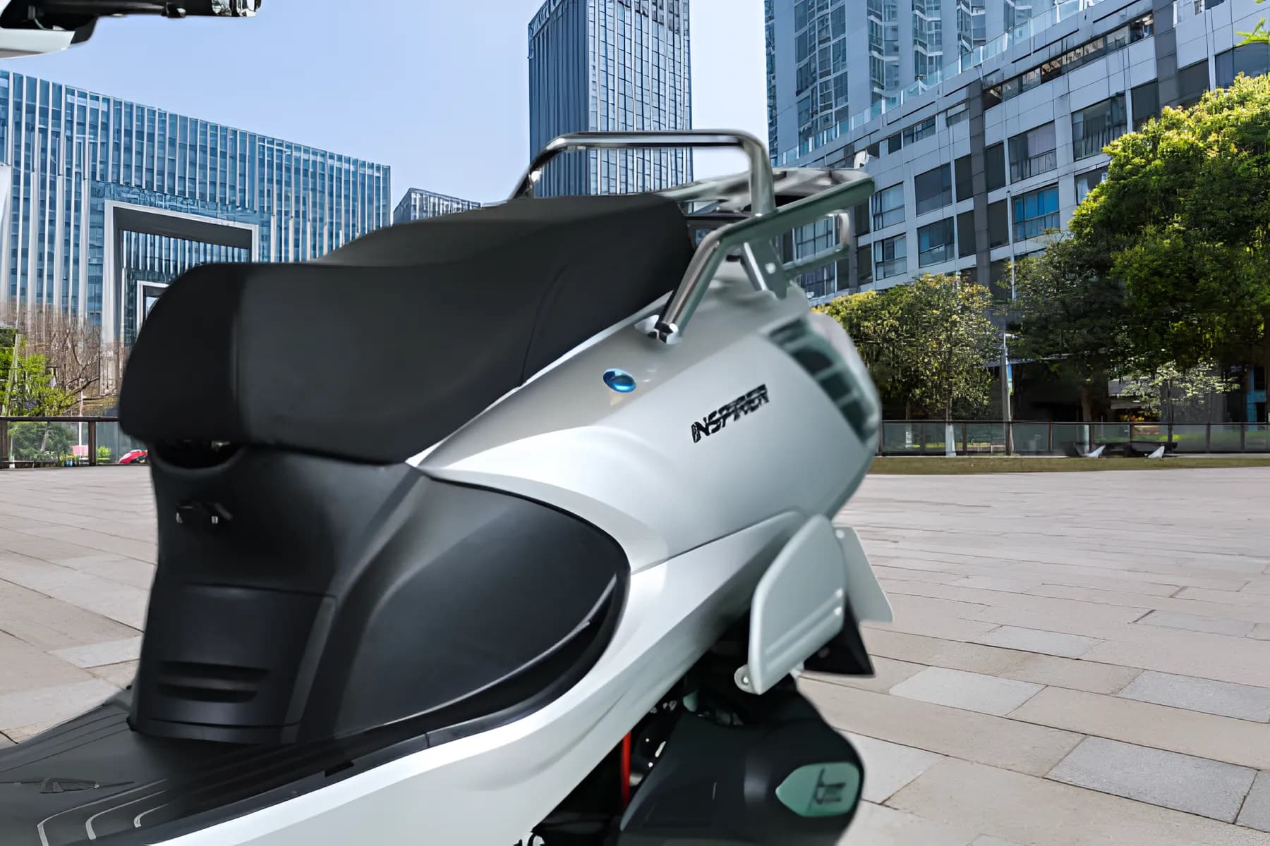 Amo Mobility Inspirer EV Seat View