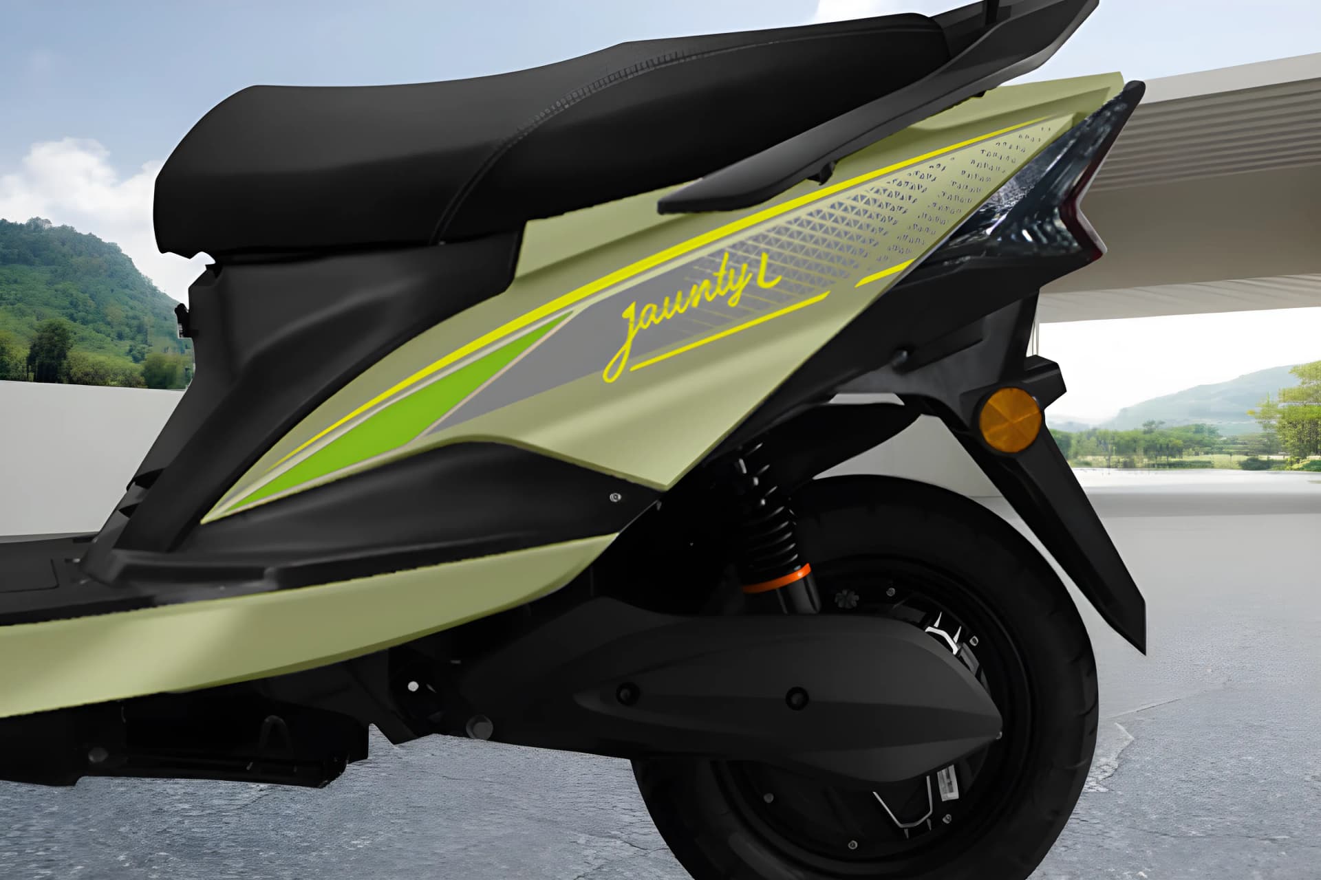 Amo Mobility Jaunty L Rear Tyre View