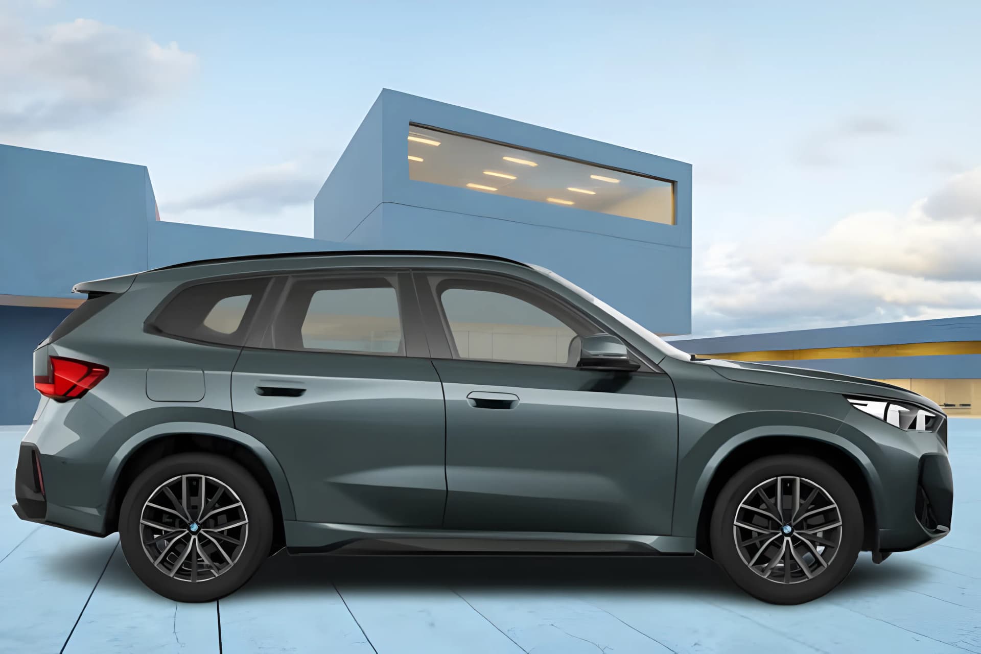 BMW X1 Right Side View