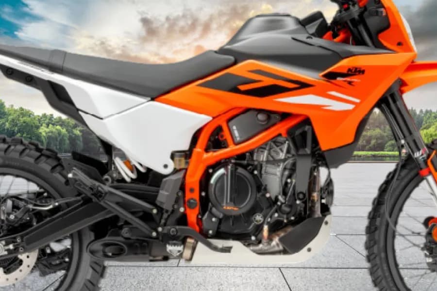 KTM Enduro 390 R Exhaust Pipe View