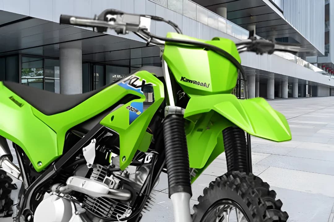 Kawasaki KLX230R S Handle View