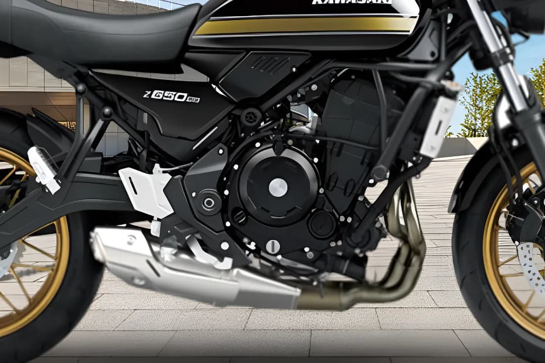 Kawasaki Z650RS Engine View
