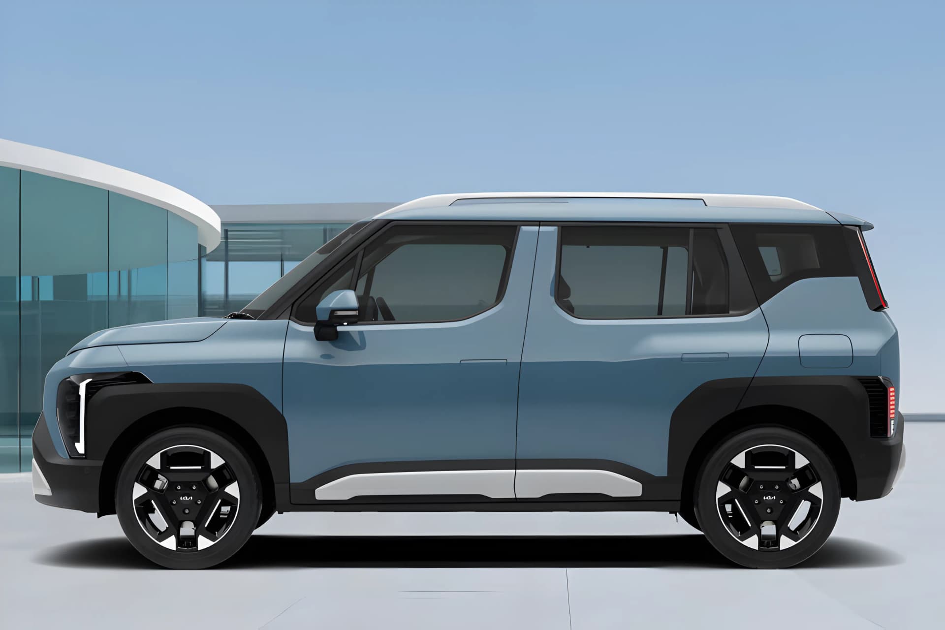 Kia Syros Left Side View