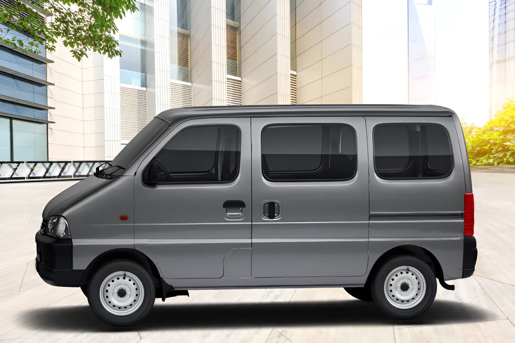 Maruti Suzuki Eeco Left Side View