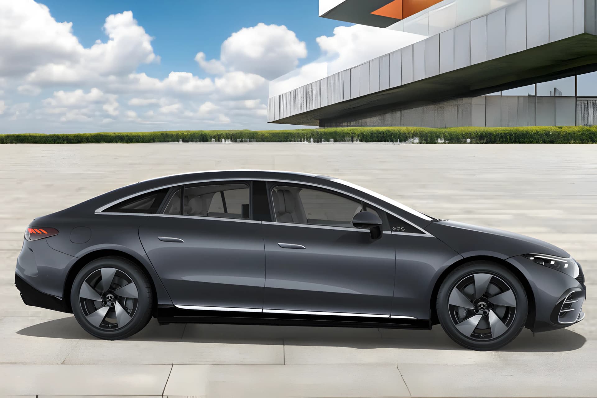 Mercedes Benz EQS EV Right Side View