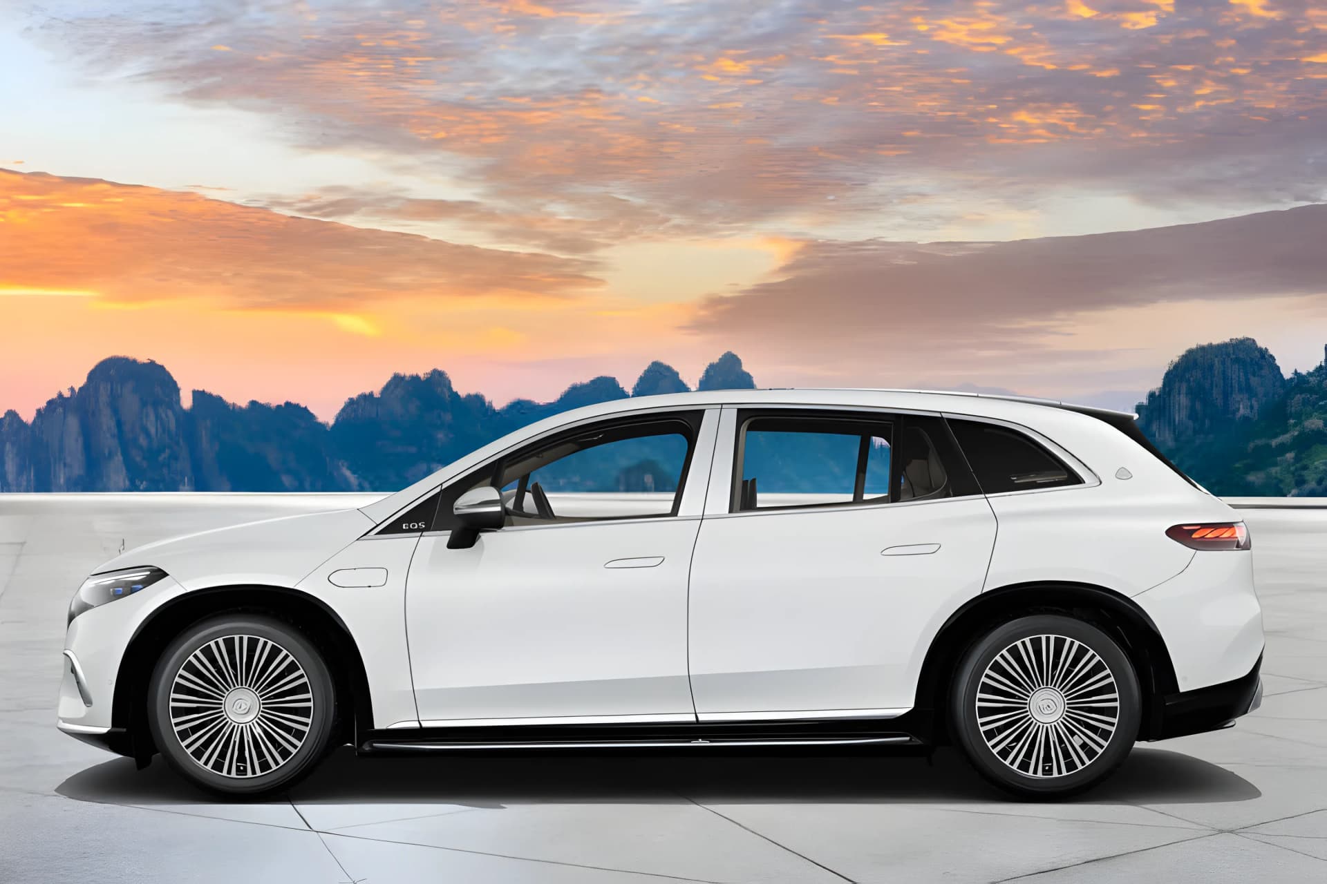 Mercedes Benz EQS EV Left Side View