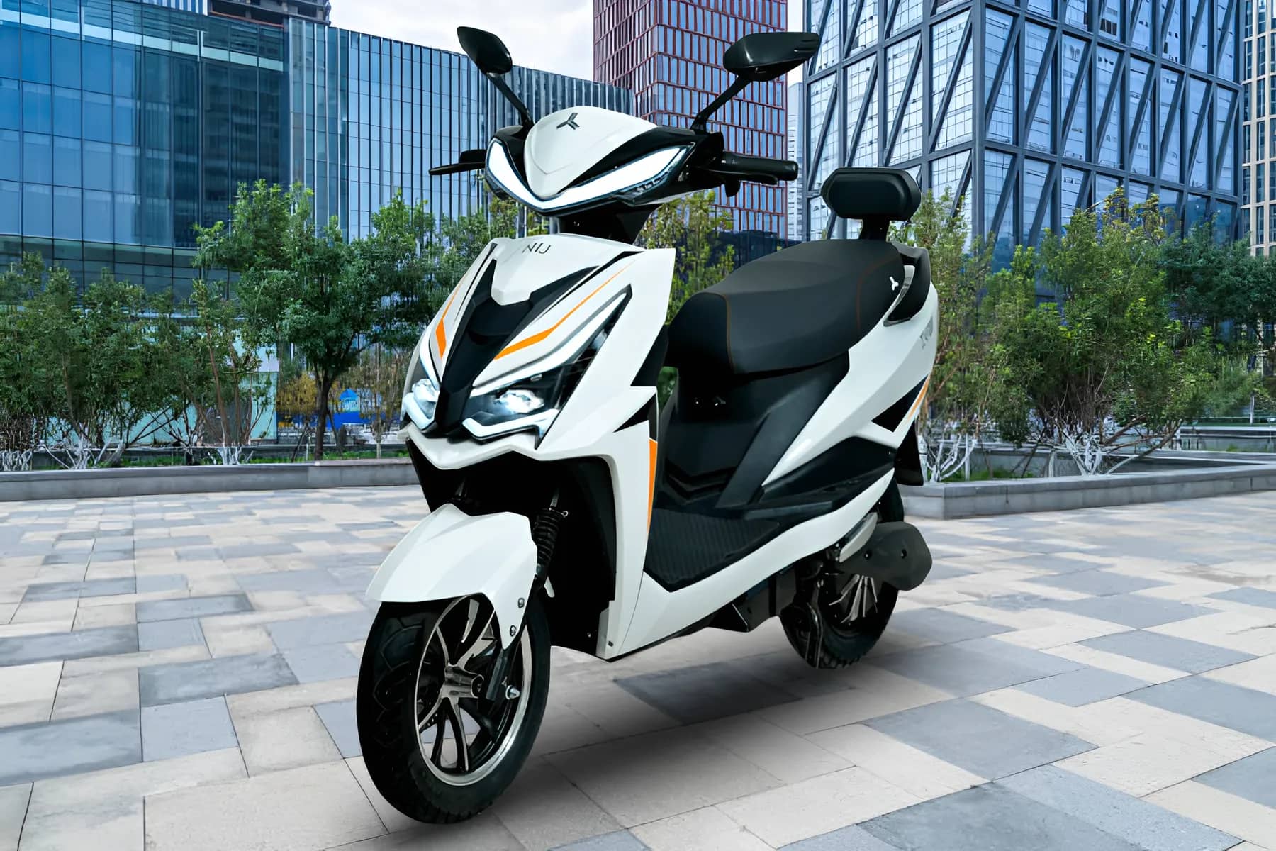 Nij Automotive Accelero X Pro