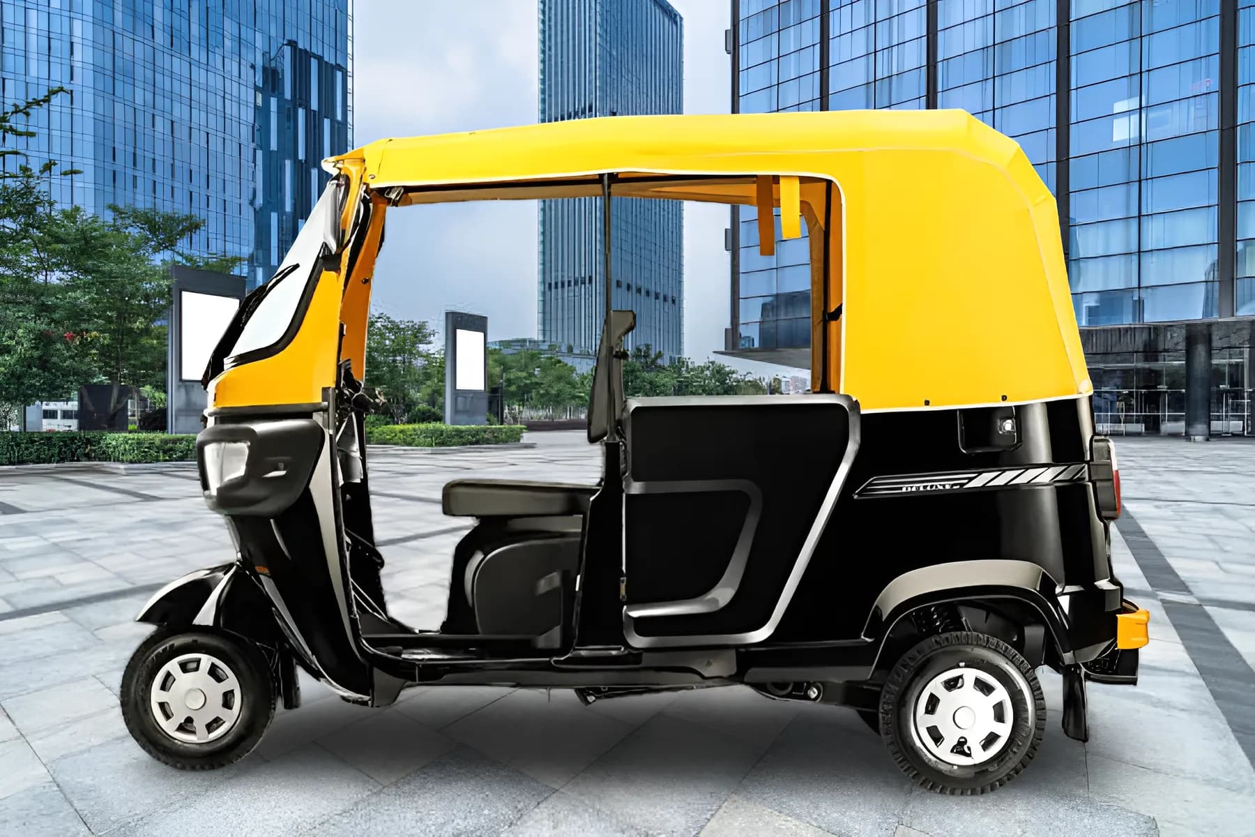 TVS King Deluxe Petrol Left Side View