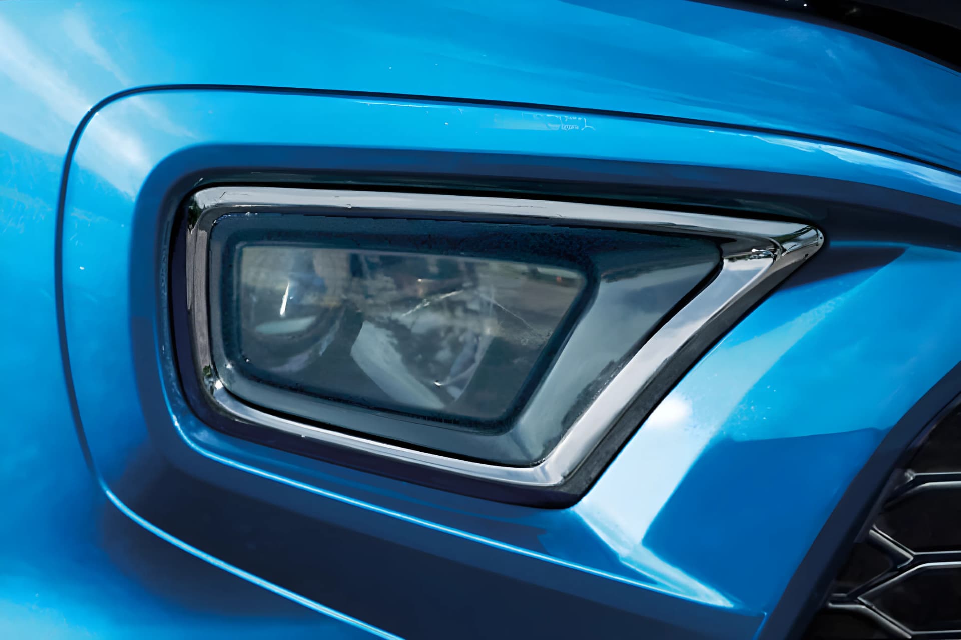 Toyota Urban Cruiser Hyryder LED Projector View